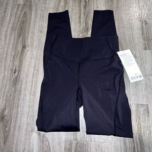 Brand NEW Lululemon Base Pace HR Tight 28’ Brushed